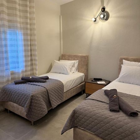 Seaviewapartment Ofrínion 外观 照片